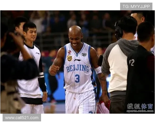 乔丹三威胁实战教学：90% 造犯规的致命细节(1)